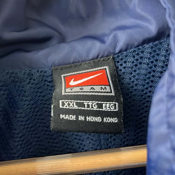 Nike Track Jacket Size XXL Excellent Used Condition. Fits Big - Picture 6 of 17
